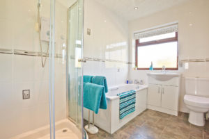 Bathroom at Kents Bank Holiday Cottage, Grange-over-Sands